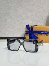 Picture of Louis Vuitton Sunglasses _SKUfw77796868fw